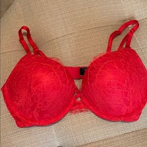 Red Victoria’s Secret bra